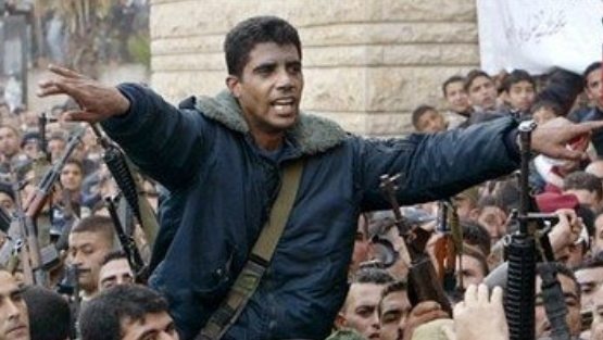 اتهام زكريا الزبيدي بتنفيذ عملية إطلاق نار قرب رام الله