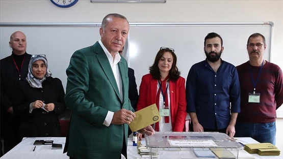 إسطنبول تعود إلى صناديق الاقتراع لإعادة انتخابات عمدة المدينة
