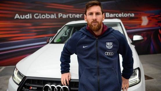 أودي تطلب من لاعبي برشلونة إعادة سياراتها