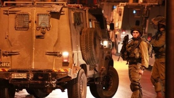 اعتقال 3 مواطنين من القدس