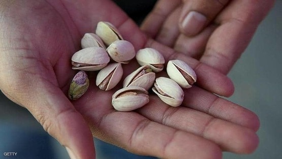هل يضر التحميص بالقيمة الغذائية للمكسرات؟