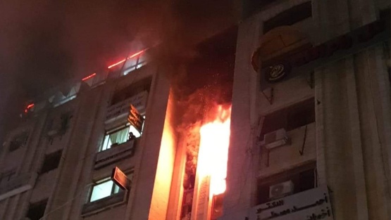 اخماد نيران اندلعت بعمارة وسط رام الله