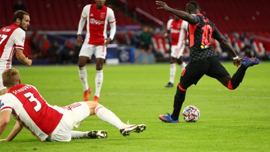 دوري أبطال أوروبا.. ليفربول يهزم أياكس وأتلانتا يتصدر المجموعة الرابعة