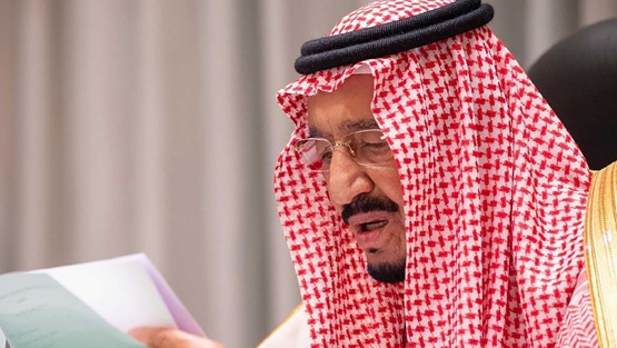 العاهل السعودي يوجه بإرسال مساعدات إغاثية إلى تركيا