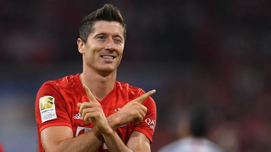 ليفاندوفسكي.. أفضل لاعب بالعالم 2020