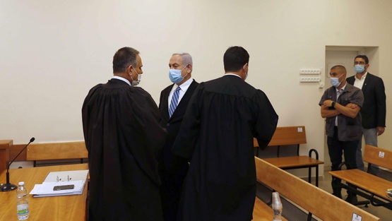 نتنياهو يقدم طلبا لإلغاء لائحة الاتهام ضده