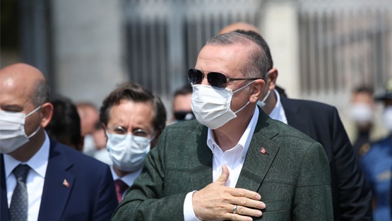أردوغان يعلن أنه سيتلقى لقاح كورونا