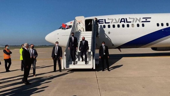(طائرة التطبيع) تحط في المغرب وعلى متنها وفد أمريكي إسرائيلي مشترك