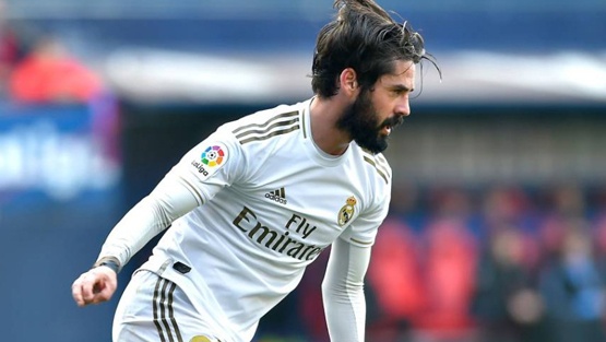 هل يضحي ريــال مدريد بإيسكو مقابل نجم المستقبل؟