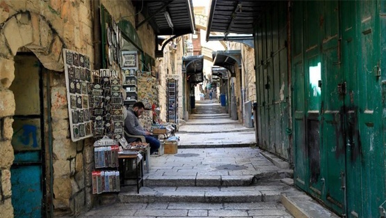 ملك الأردن يعفي مستأجري العقارات الوقفية بالقدس من إيجار 2020