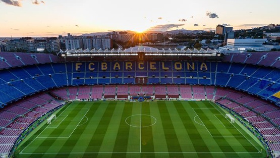 رسميا.. مباراة برشلونة مع نابولي بدون جماهير