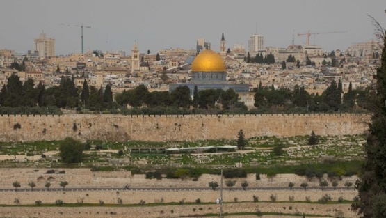 صحيفة عبرية: السعودية ستنضم لمجلس الأوقاف في القدس