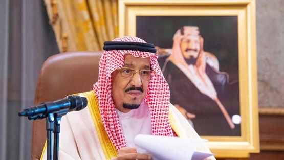 نقل الملك سلمان إلى المشفى