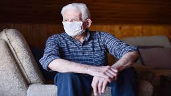 لماذا المسنين أكثر عرضة للوفاة بكورونا ؟