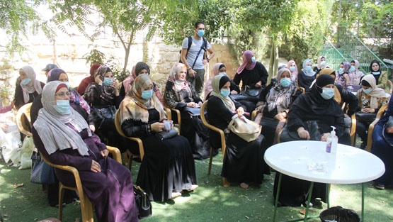 المؤسسة التعليمية العربية تنظم ورشة عمل لسيدات المناطق المغلقة في الخليل
