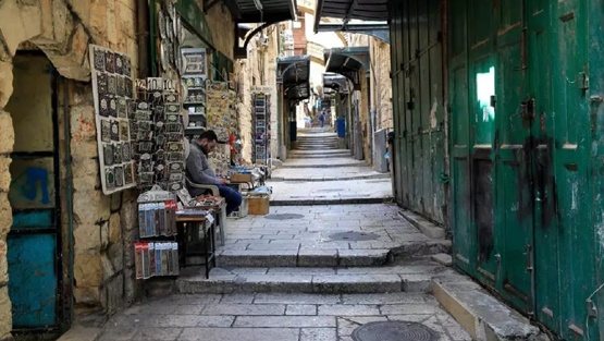 القدس: 140 إصابة جديدة وإغلاق 6 مناطق