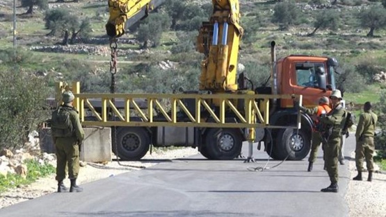 الاحتلال يواصل اغلاق مداخل المغير شرق رام الله