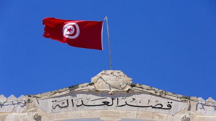 تونس.. حكم على 3 متعاطين للمخدرات يثير الجدل