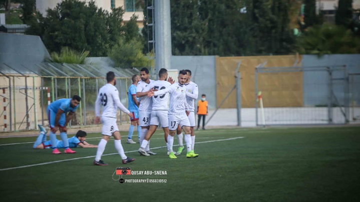 شباب الخليل يكتسح الأمعري وطوباس يفوز على هلال القدس