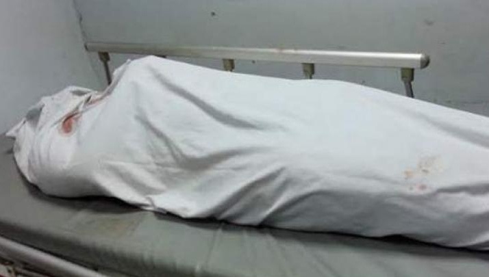 القبض على شخص احتفظ بجثة والدته في منزله 30 عاماً