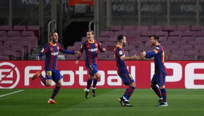 برشلونة يحتفظ بلقب نادي القرن العالمي