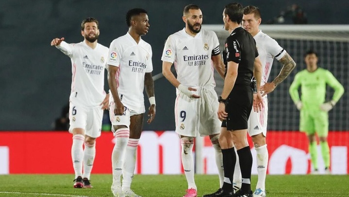 شاهد الاهداف.. ريال مدريد يفرط في الصدارة وميلان يقسو على اليوفي
