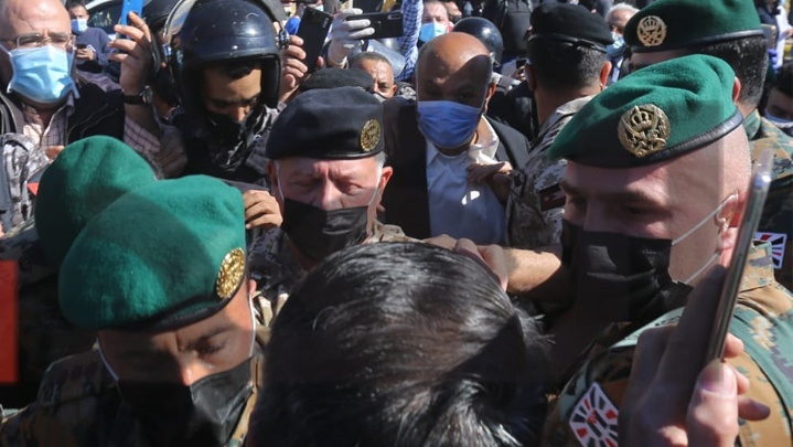 الملك عبد الله الثاني يقيل مدير مستشفى السلط