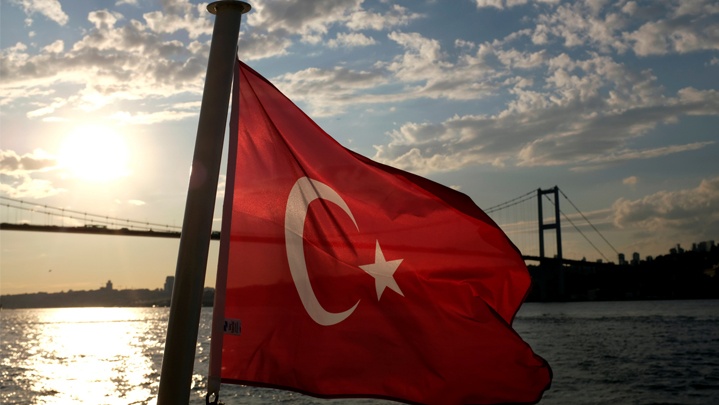 أردوغان يغلق تركيا