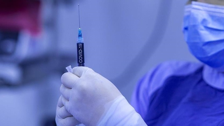 شحنة جديدة من لقاح كورونا الصيني تصل مطار القاهرة