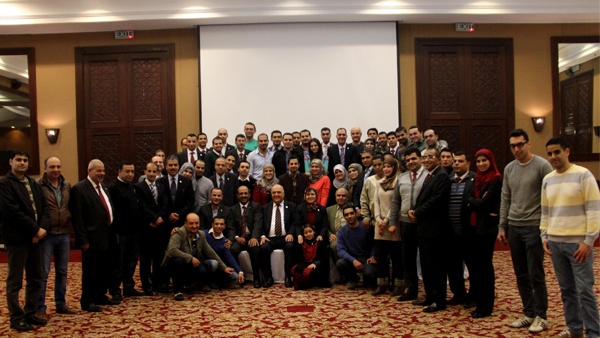 رئيس مجلس إدارة بنك القدس يختتم زيارته لقطاع غزة