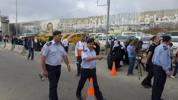 الشرطة تؤمن دخول أكثر من 135 ألف مواطن للأقصى