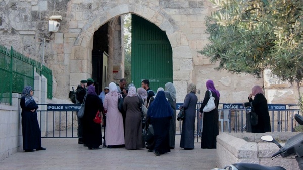 الإفراج عن 3 فتيات بشرط الإبعاد عن الأقصى حتى الأحد