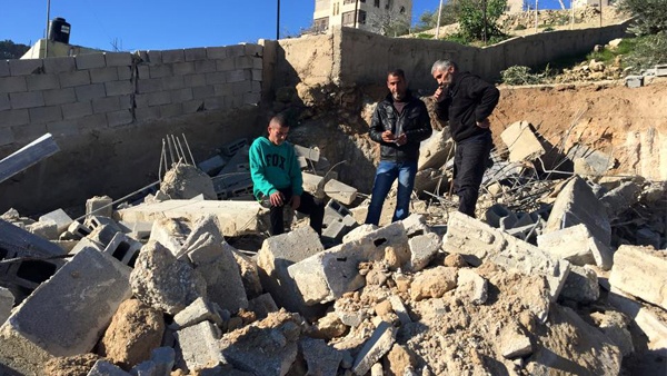 الاحتلال يهدم منزل شاب بحي جبل المكبر بالقدس